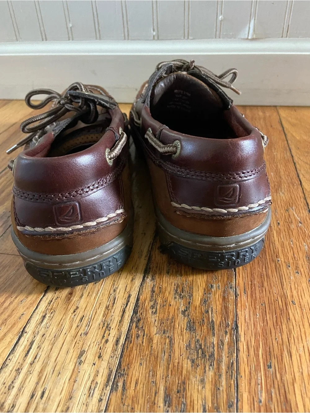 Sperry billfish 3 eye waterproof Brown Leather Boat Shoes 8.5